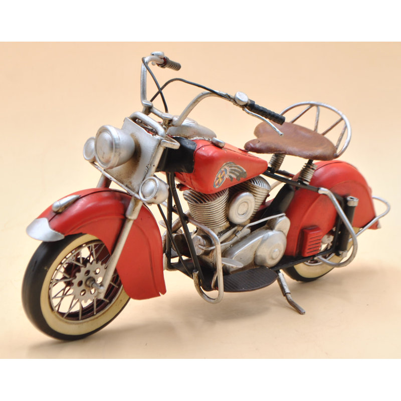 Moto rouge Zaizi Harley Davidson