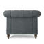 Élégant fauteuil club avec tissu gris anthracite, capitonnage à boutons profonds profonds, accoudoirs courbés, garniture cloutée, structure de pieds en bois de bouleau rafraîchissant, base intense
