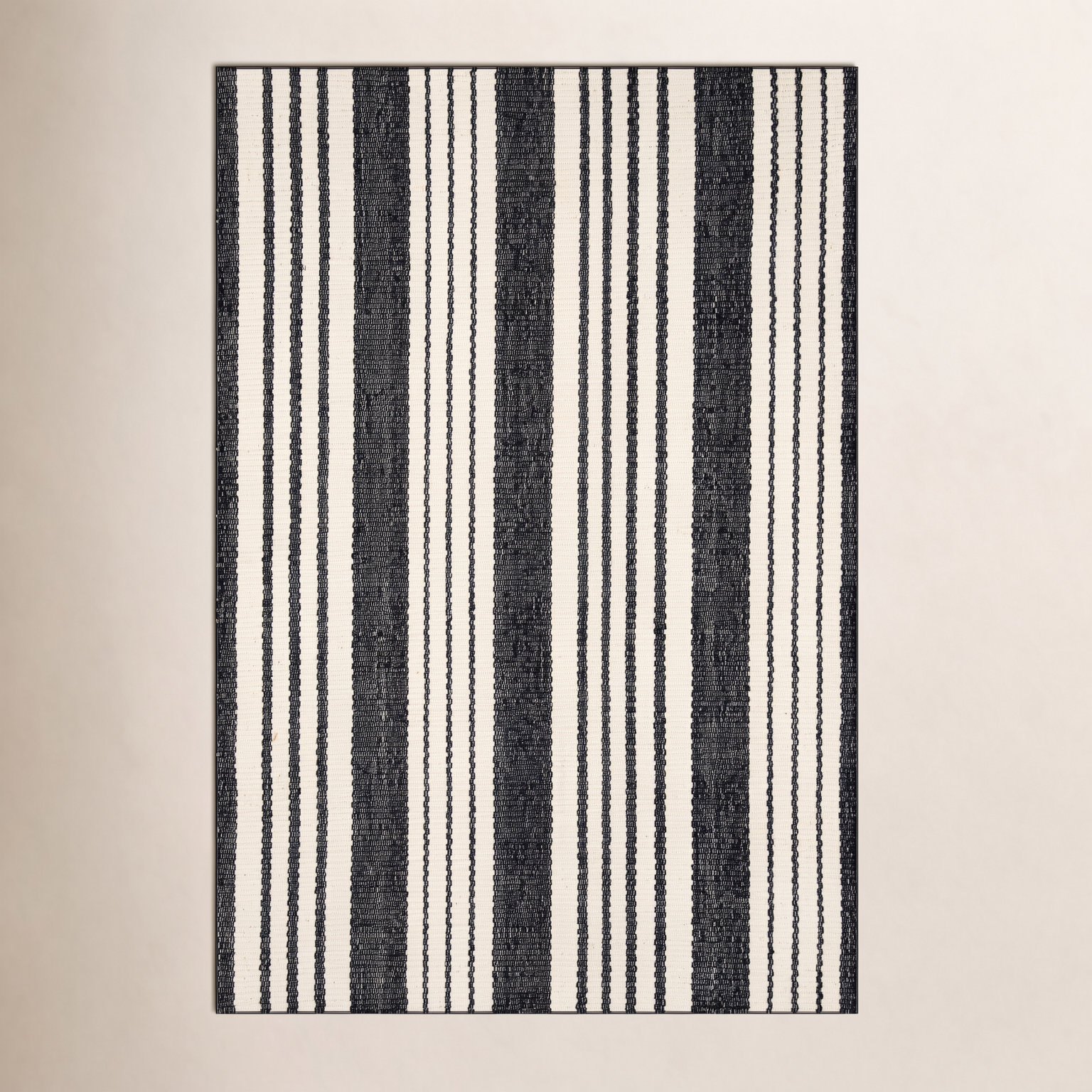 Birmingham Black Hand-Woven Outdoor Rug, Rectangle 3' x 5'