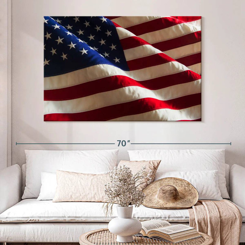 Borges Rippled American Flag, 34" H x 51" W