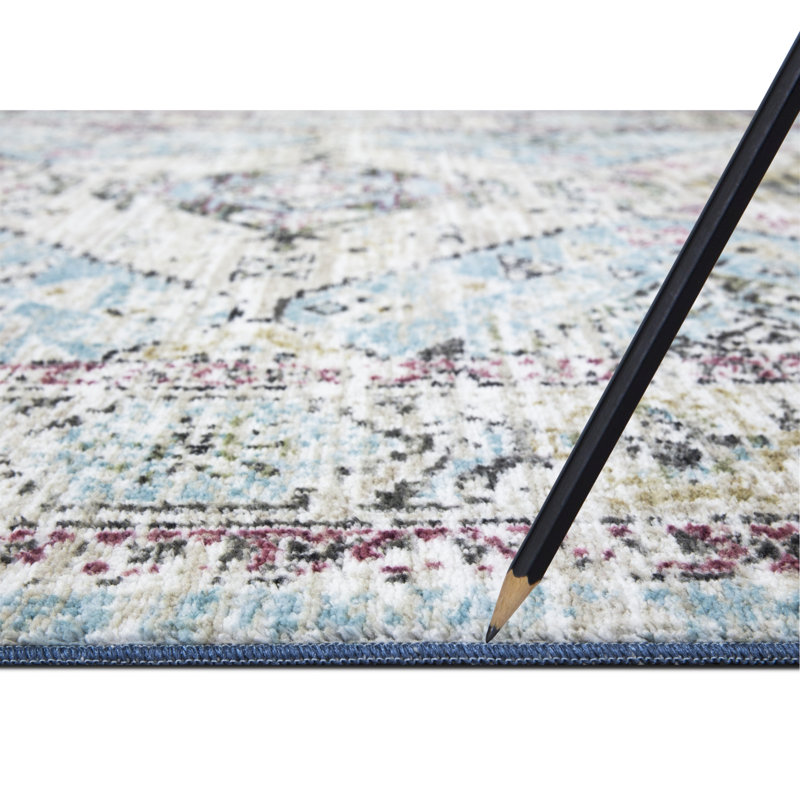 Lyanne Washable Non-Slip Blue Area Rug, Rectangle 2'7 x 4'1"