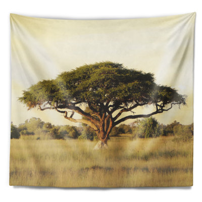 D’acacia arbre sur tapisserie plain-africaine