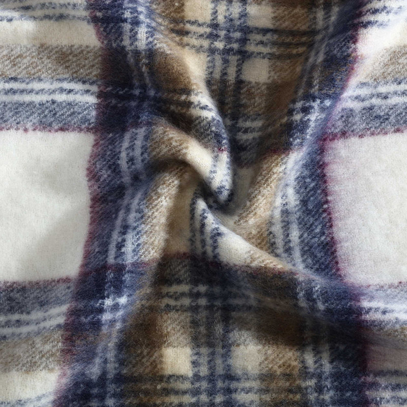 Jeté en faux mohair beige Eddie Bauer, Beige