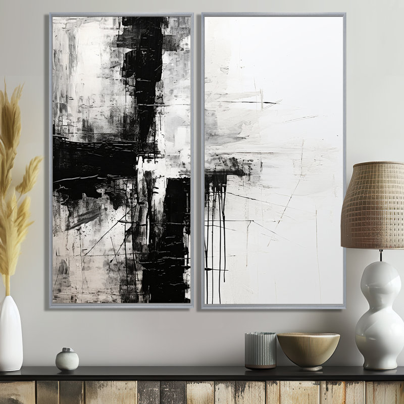 Minimalisme noir et blanc, croix religieuse I - impressions sur toile noires, H 32 po x l 32 po, Argent argent