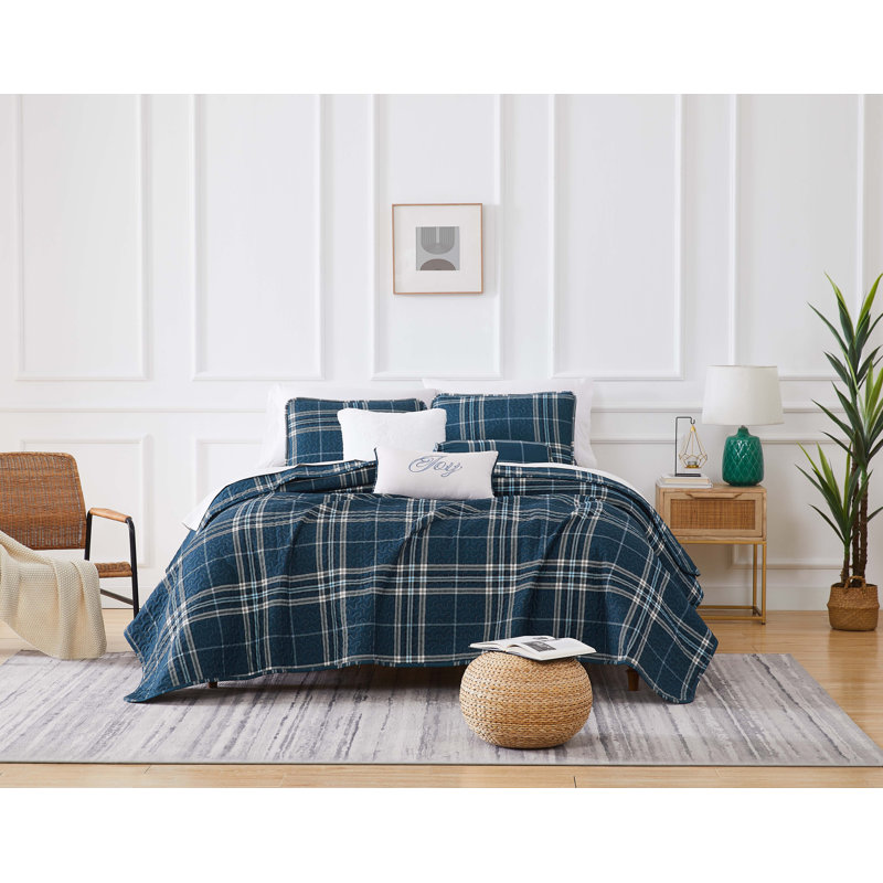 Vilano Plaid Oversized Microfiber Quilt Set by Southshore Fine Linens, King Quilt + 3 King Shams  + 3 Throw Pillows, Blue