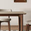Table de salle à manger moderne et minimaliste-318565688