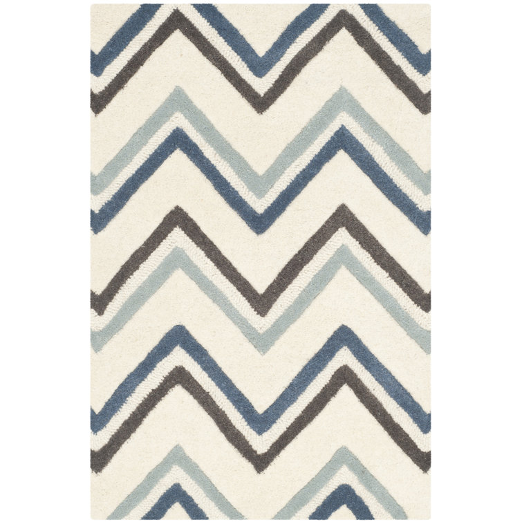 Laquaya Hand Tufted Wool Chevron Rug