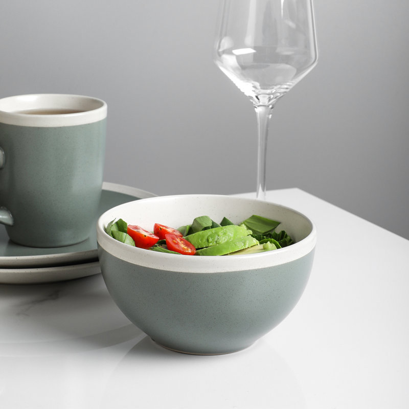 Serenity Green Ceramic 32-Piece Dinnerware Set, Service for 8