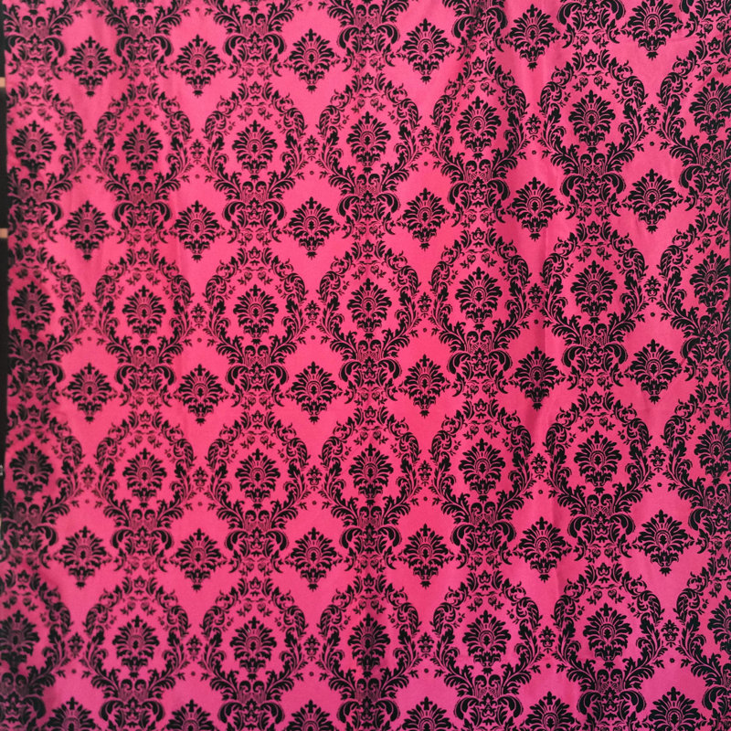 Cantonnière à damas, L 120 po x L 9 po, Noir / fuchsia