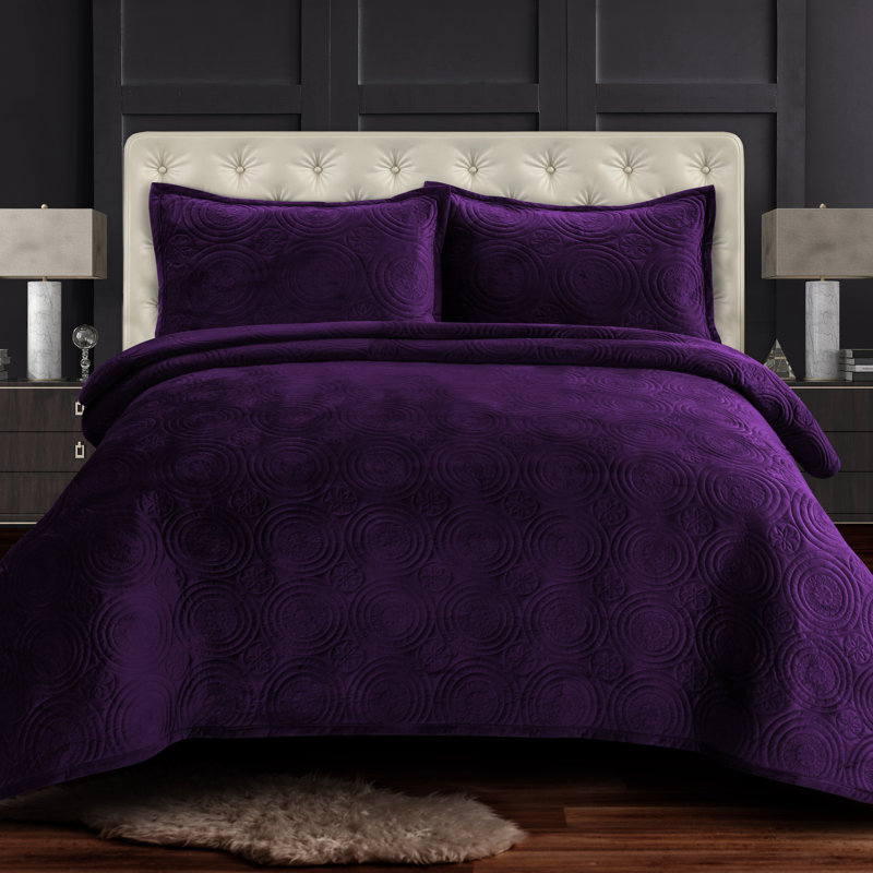 Capri Velvet Quilt, Twin Quilt + 1 Standard Sham, Purple
