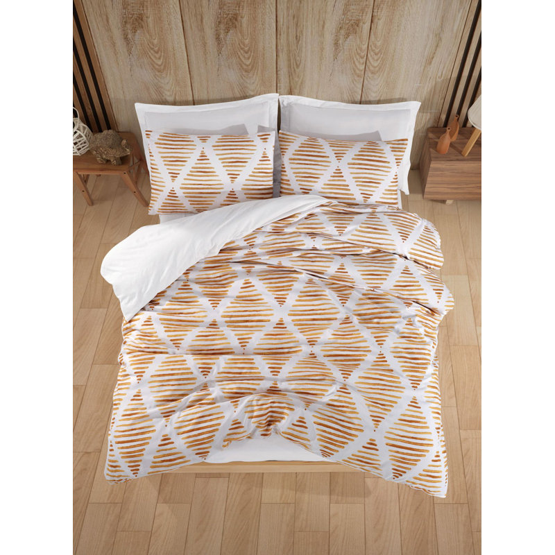 Super King Quilt Cover Set, Mustard, 102.4 x 86.6 | 65% Cotton / 35% Polyester, 120 Thread Count | Includes 2 Pillowcases (19.7 x 31.5) | Machine Washable, Button Closure for Duvet, Elegant & Cozy Bedding