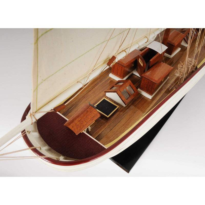 Jamira Figurines & Sculptures