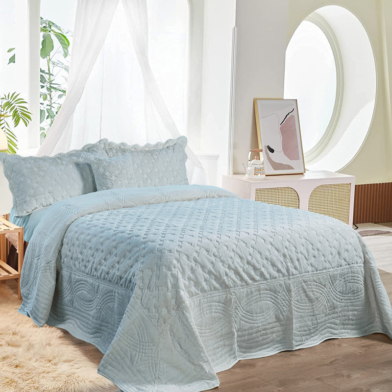 4 Piece Tatami Quilted Faux Fur Set, King Coverlet + 3 Additional Pieces, Grey