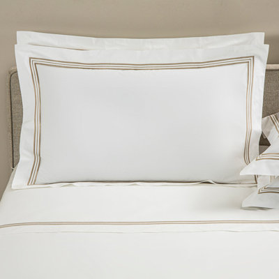 Triplo Bourdon Pillow Sham