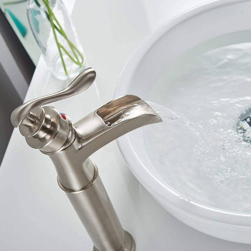 Robinet de lavabo vasque à poignée simple