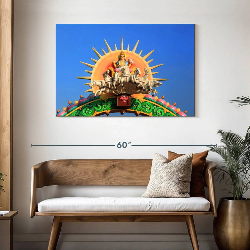 Divinité indienne Surya, H 30 po x l 45 po