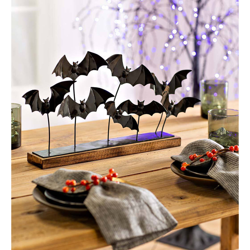Pièce maîtresse de chauve-souris en métal