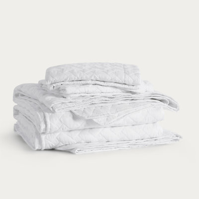 Best Seller Quilted Blanket - Textured Weave Pattern, Airy Lightweight Bed Covering