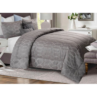 Modern Geometric Shapes Comforter