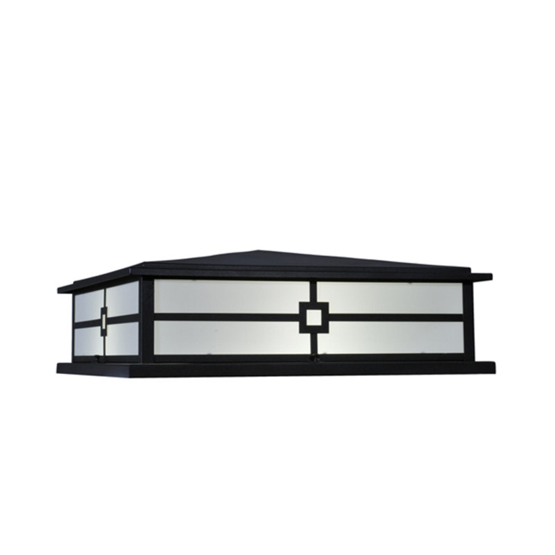 Seneca 4 - Light Pier Mount Light