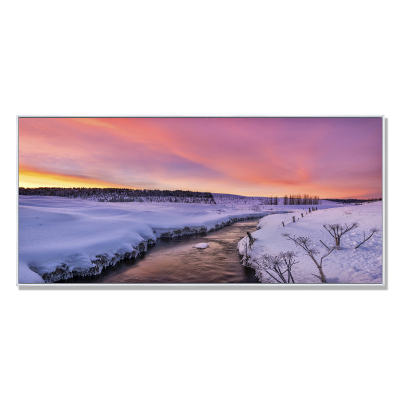 Coucher de soleil sur la rivière «Winter Sunset River», H 8 po x l 12 po x P 1 po, Cadre blanc