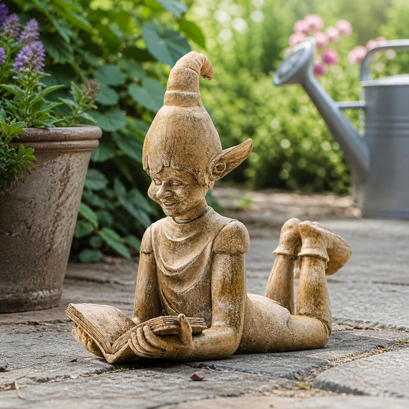Fantasy & Sci-Fi Plastic Garden Statue