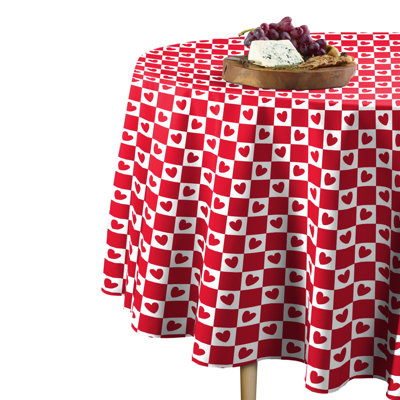 Sloss Checkmate Hearts Round Tablecloth