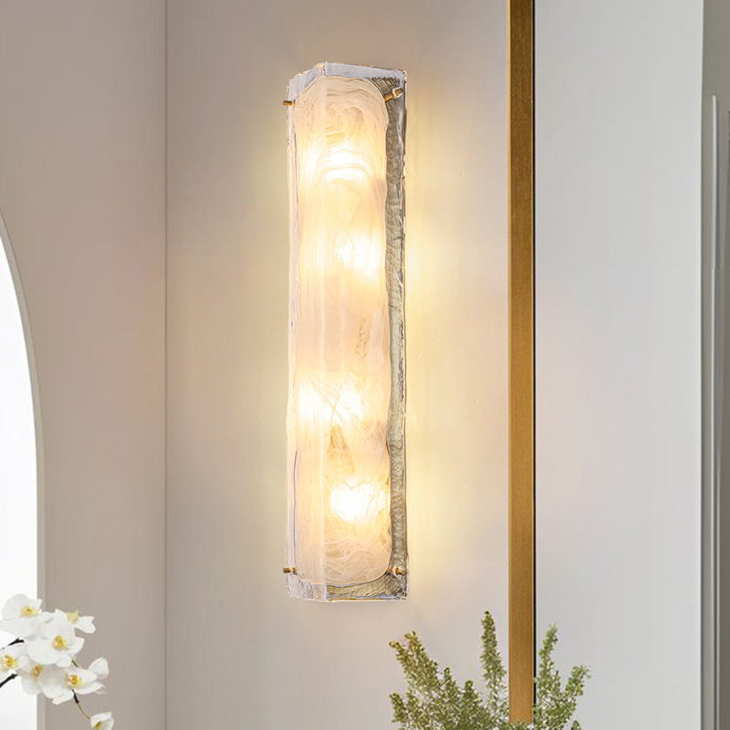 Luminaire pour meuble-lavabo linéaire Luxury, H 6,1 po x l 13,4 po x P 3,8 po