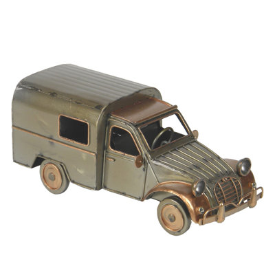 Annese Figurines & Sculptures