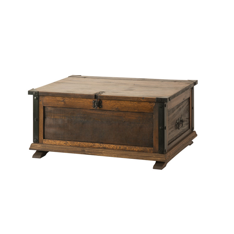 Coffre et table basse