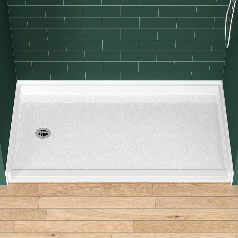 Base de douche simple à seuil bas 60 po x L 36 po ADA avec seuil de type incliné, plateau de douche antidérapant à trois brides, surface ouverte brillante assortie, accès pour fauteuil roulant, profil bas, blanc