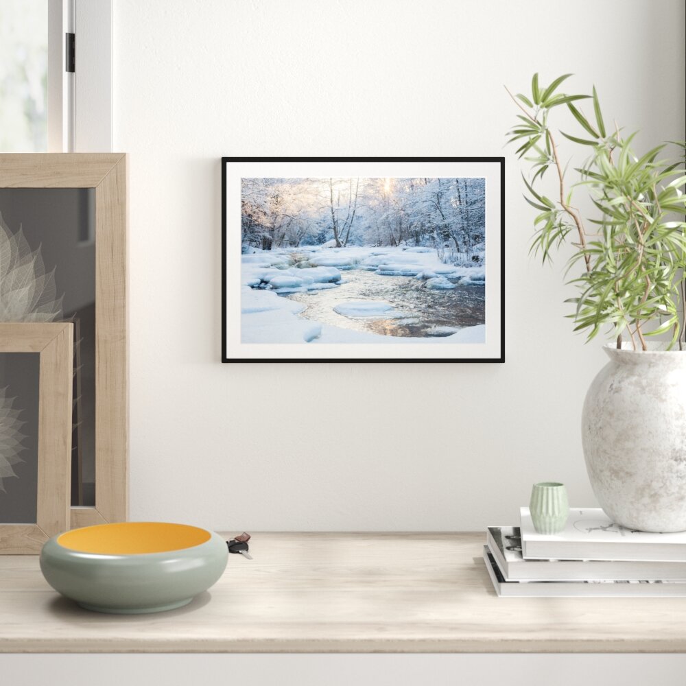 Gerahmter Fotodruck Stream in Winter Landscape