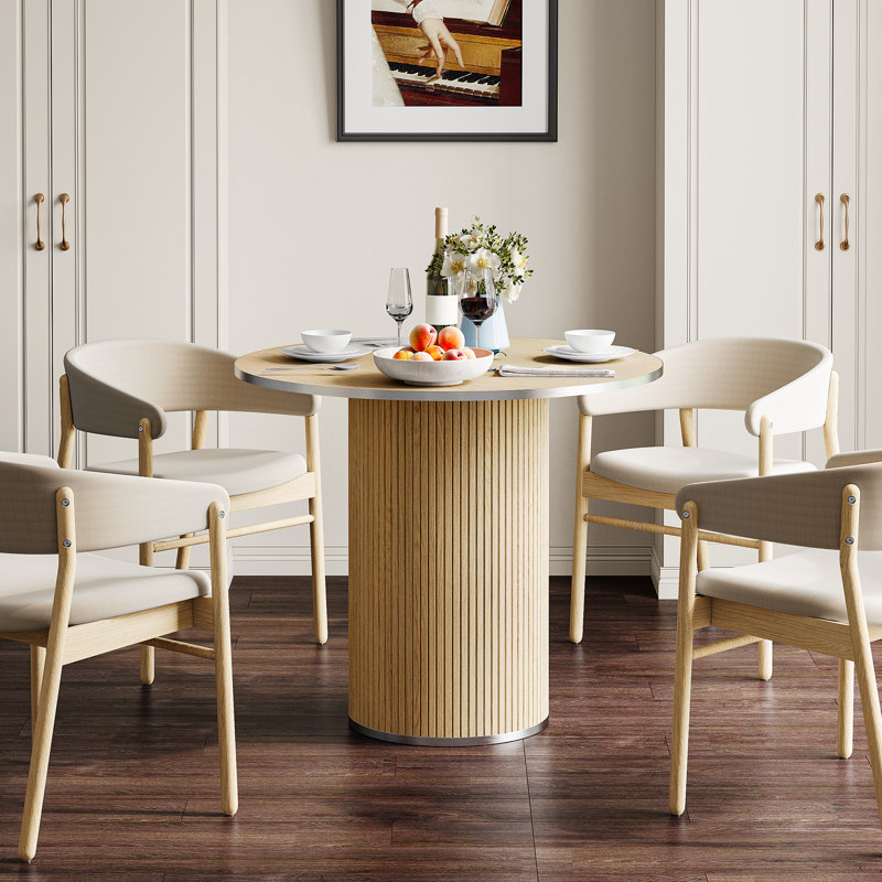 Round Dining Table, Oak