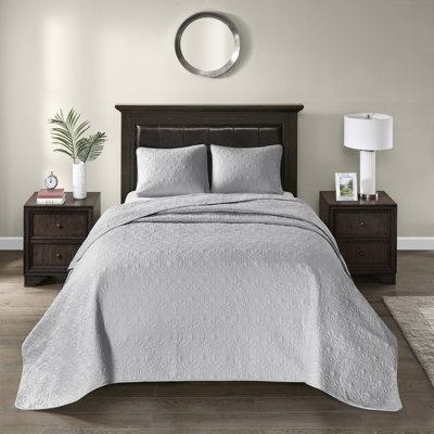 Reversible Bedspread Grey Queen - Unbelievable Quilting Pattern Oversized For Optimal Placement Pre-Washed Cotton Filling Comfort Includes And 2 Shams Machine Washable Bedding Setup Drape Being Linen