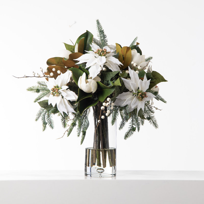 Centre de table poinsettia dans un vase