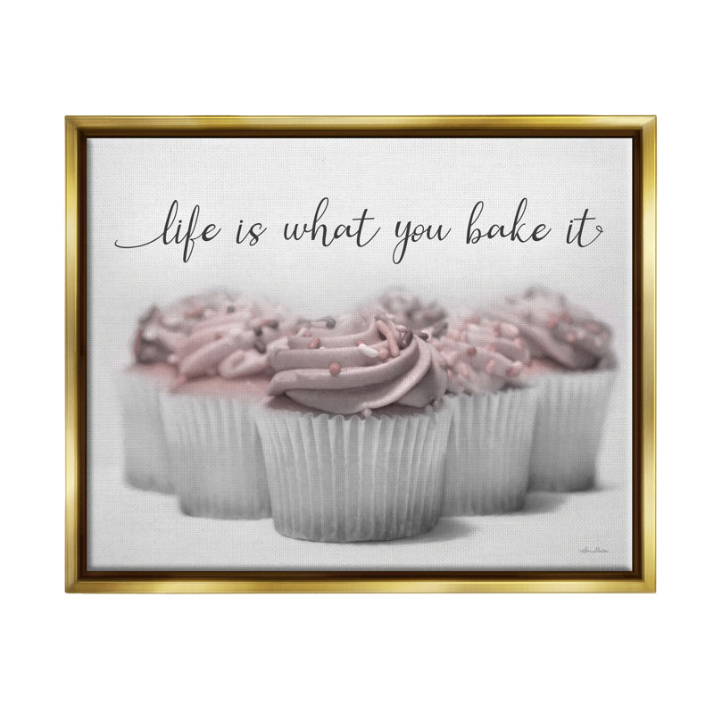 "Life is What You Bake It Cupcakes", art mural sur toile par Lori Deiter, H 13 po x l 19 po x P 0,5 po, Bois