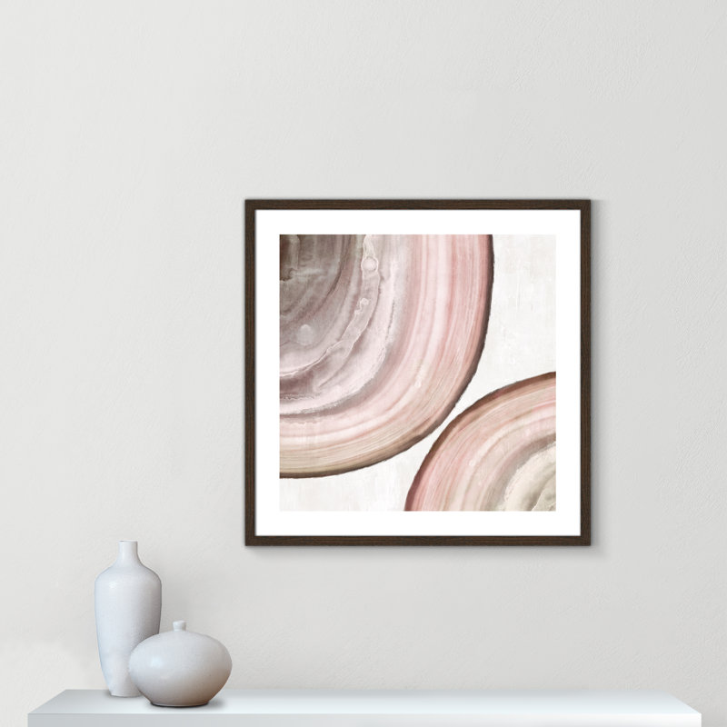 «Boyd Endless Blush» par Eva Watts - reproduction d'art, Papier avec cadre en bois de noyer