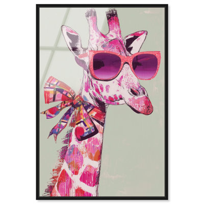 «Pastel Pop Glam Giraffe», impression murale encadrée rose par Art Remedy, cadre noir, 16 x 24