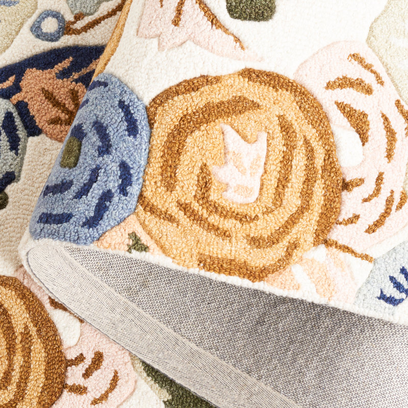 Chelsea Tufted Wool Cotton With Latex Floral Rug in Ivory/Blue, Rectangle 6' x 9'
