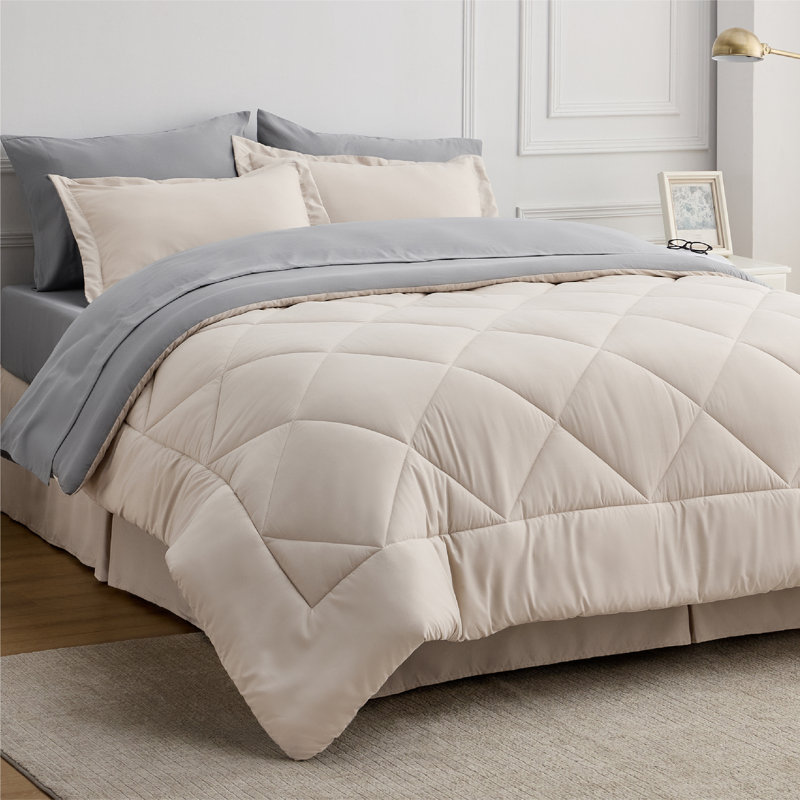 Ensemble d'édredon réversible Best vendeur, Grand édredon et 6 pièces supplémentaires, Beige