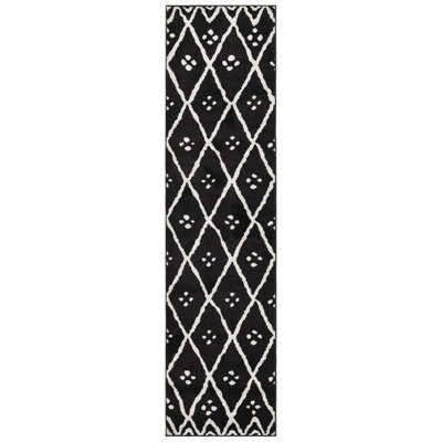 Nikki Performance Geometric Rug