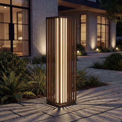 Steel Slim Round Rattan Solar Light