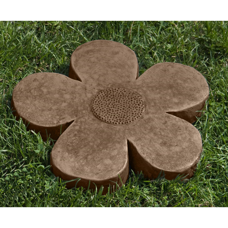 Tremplin Flower Power, H 2 po x l 15,5 po x P 15,5 po, Pierre calcaire vieillie