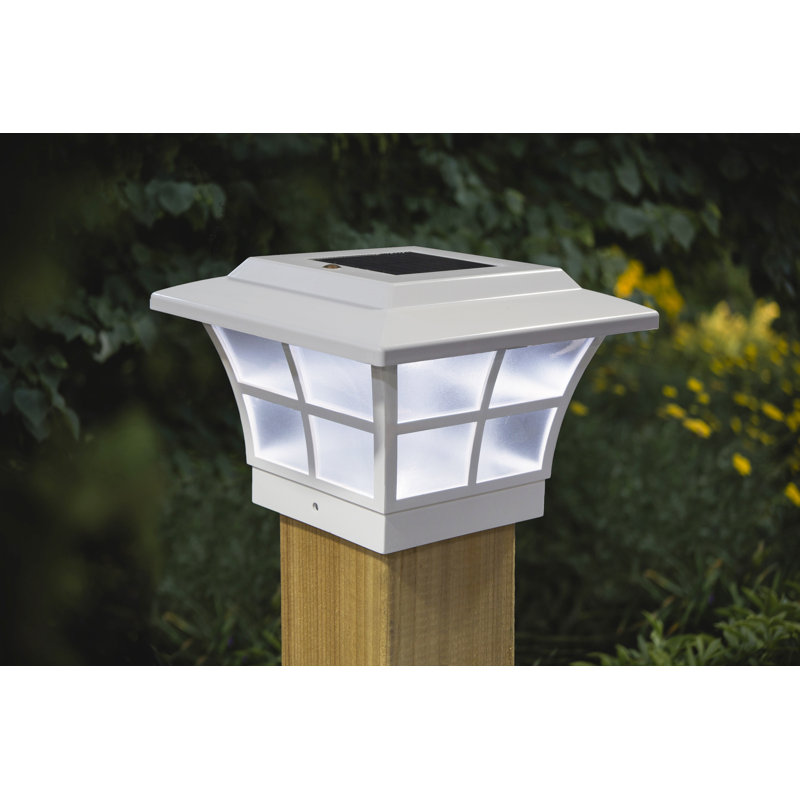 White Vinyl Solar LED Post Cap Light with Frosted Lens