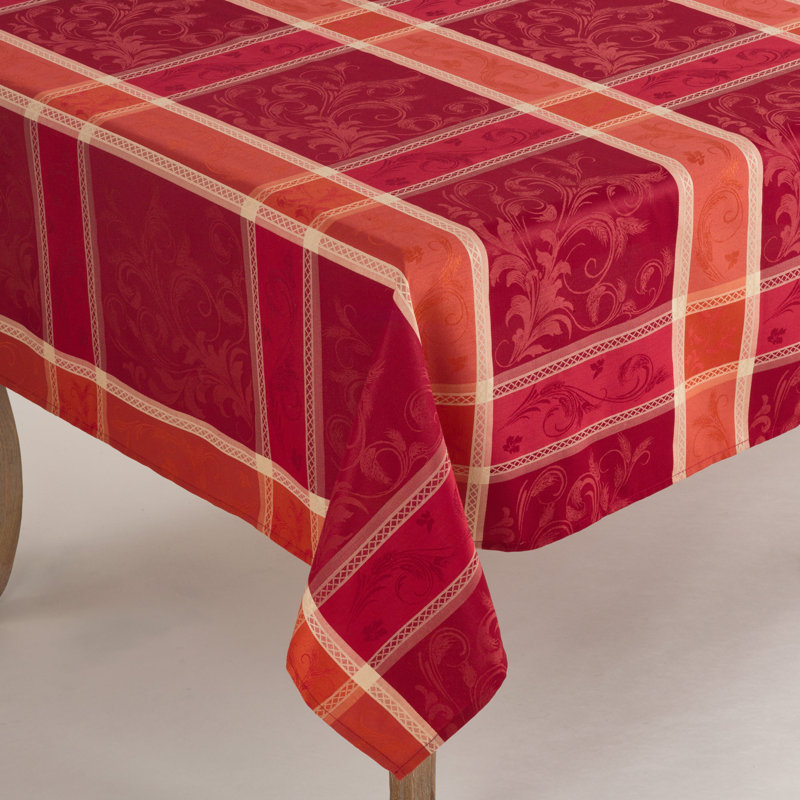 Sensabaugh Plaid Tablecloth, 70" L x 70" W