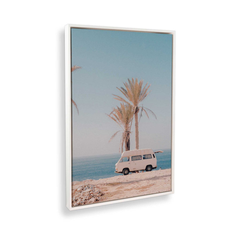 Impression sur toile Timeless Tropical Escape, H 36,75 po x l 24,75 po x P 1,75 po, Cadre flottant blanc opaque