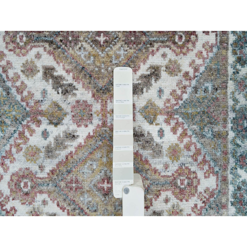 Tapis de couloir nouvel âge en laine 2 pi 7 po x 21 pi 9 po Roseleen