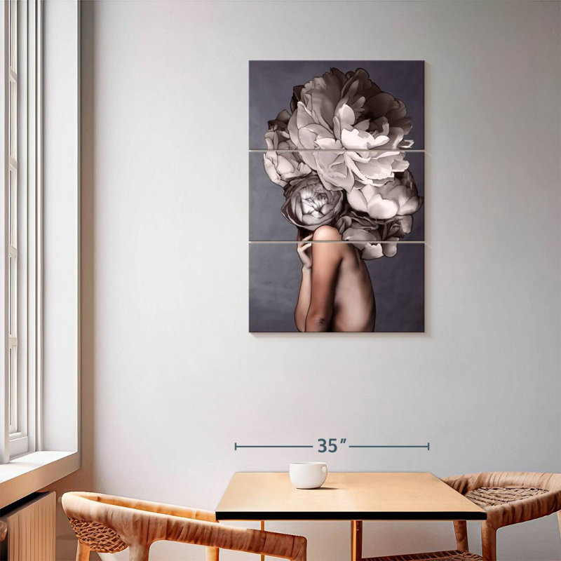 Harnek Lady Peony IX, 57" H x 36" W