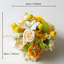 Ornements de fleurs simulées