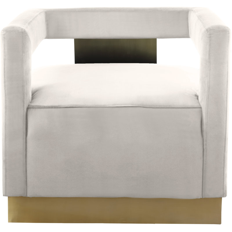 Fauteuil demi-tonneau en velours Jocoby, Velours crème